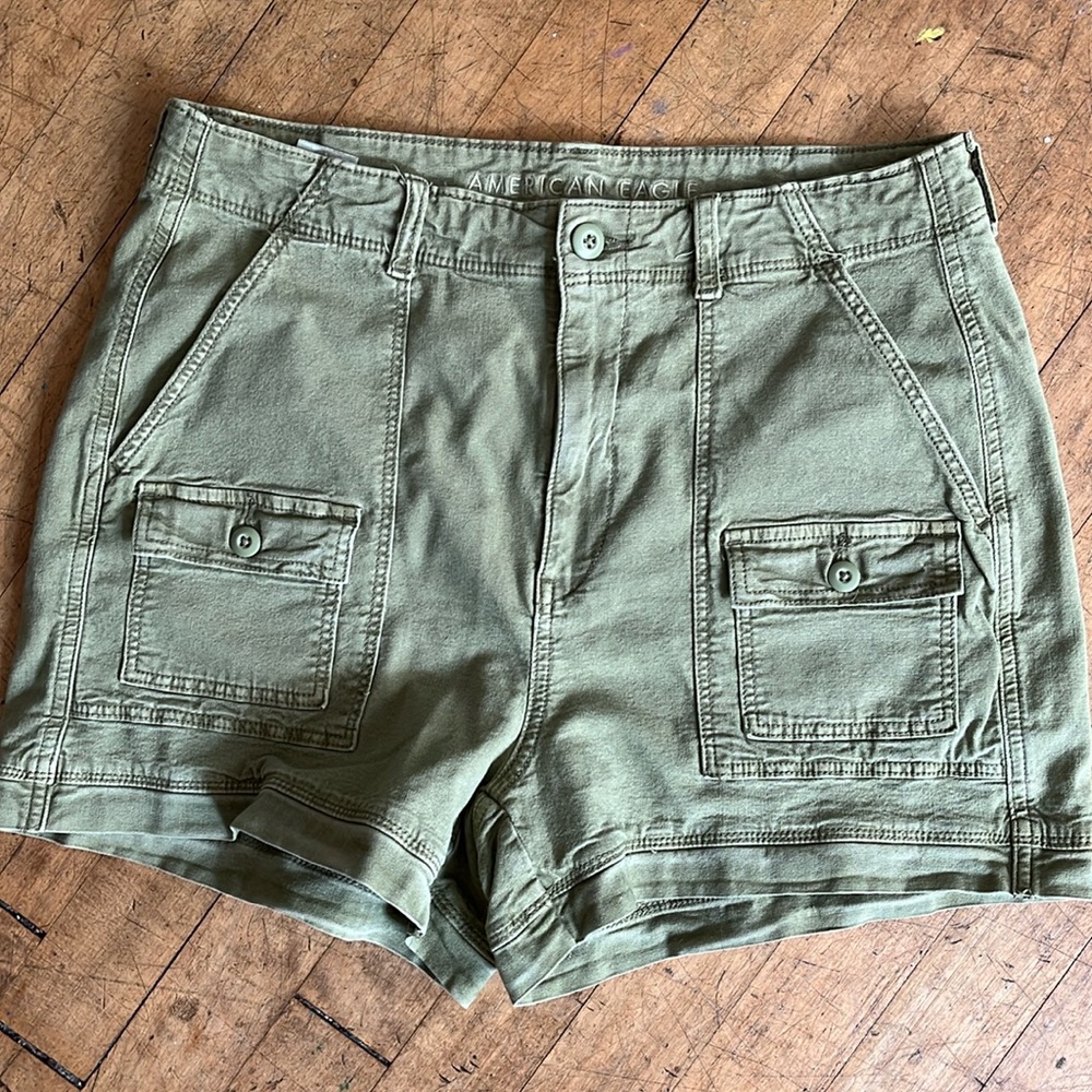 American Eagle stretch shorts